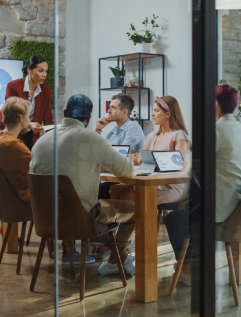 Ψηφιακή Σήμανση σε Meeting Rooms: 5 Τάσεις που θα υποστηρίξουν την επιστροφή σας στο γραφείο